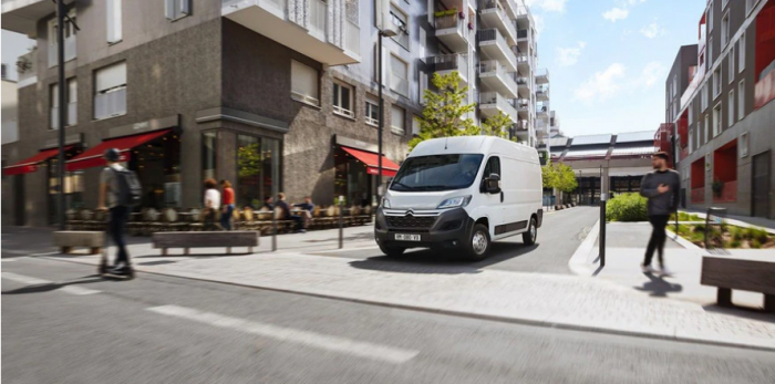  CITROËN Ë-JUMPER: 17 КУБ. М ГРУЗОВОГО ВІДСІКУ, 100% ЕЛЕКТРИКИ