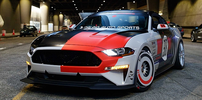  Ford Mustang GT превратили в 710-сильный ретрокар