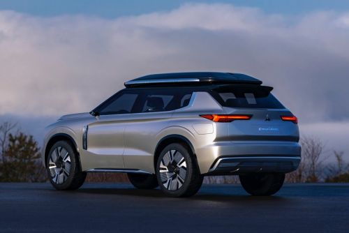  Каким будет новый Mitsubishi Outlander. Первые фото
