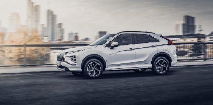  Линейка Eclipse Cross пополнилась гибридом PHEV