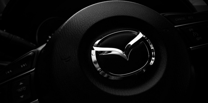  Mazda готує свій перший електромобіль