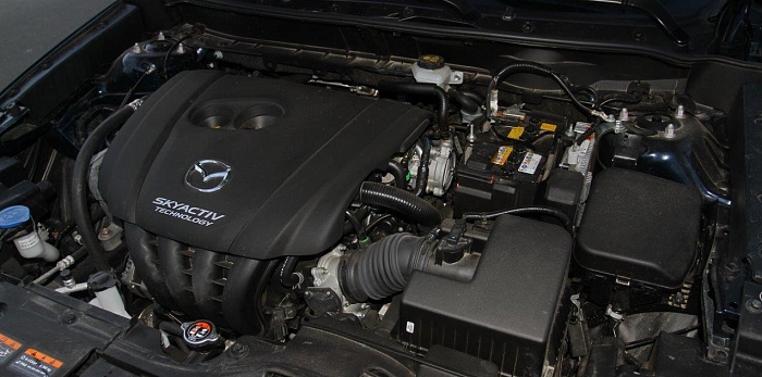  Mazda вирішила врятувати ДВЗ біопаливом із водоростей
