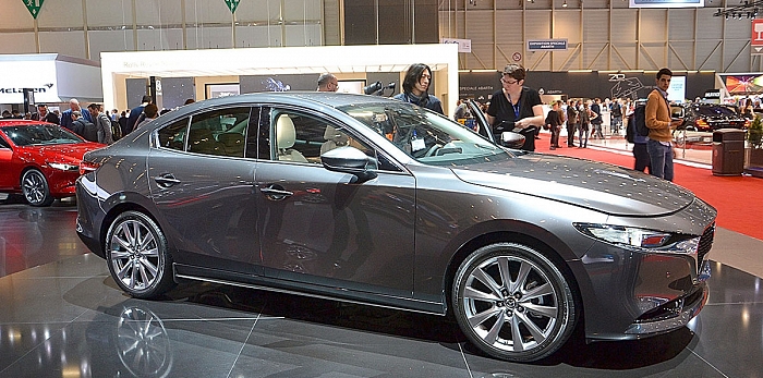  На Женевском автосалоне представлена Новая Mazda3