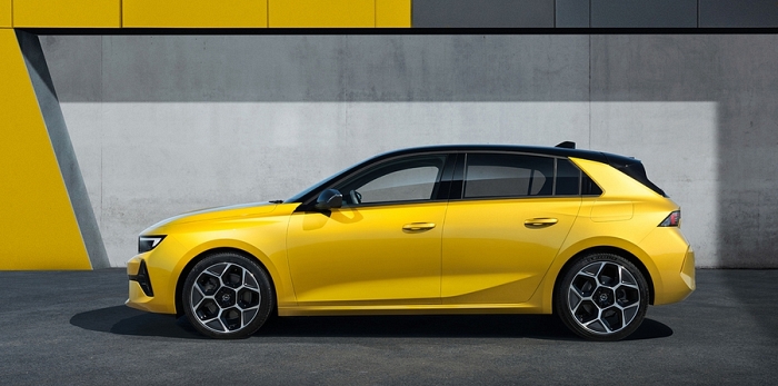  Opel представив нову Astra на французькій платформі
