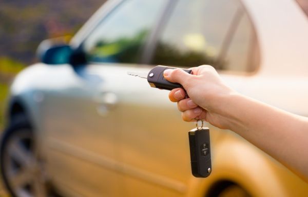  Установка автосигнализации: цена от профессионального автосервиса