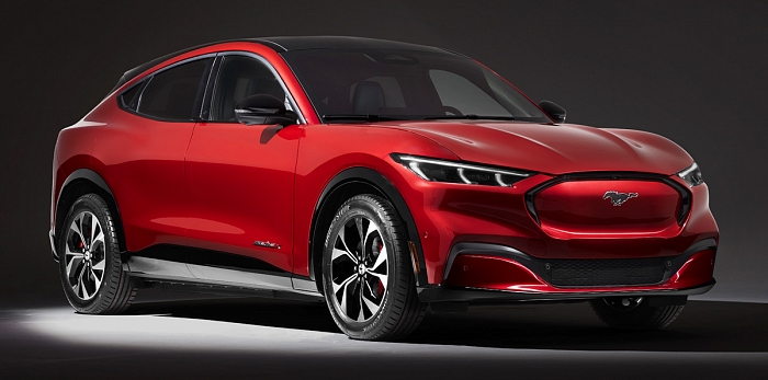  Всю первую партию электрокроссоверов Ford Mustang раскупили за 9 дней