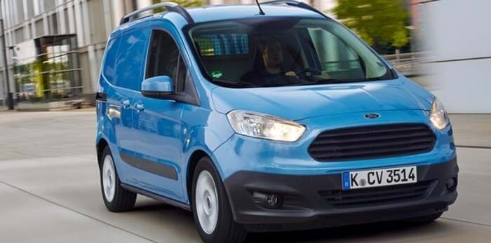  FORD TRANSIT COURIER зі знижкою 771 000 грн