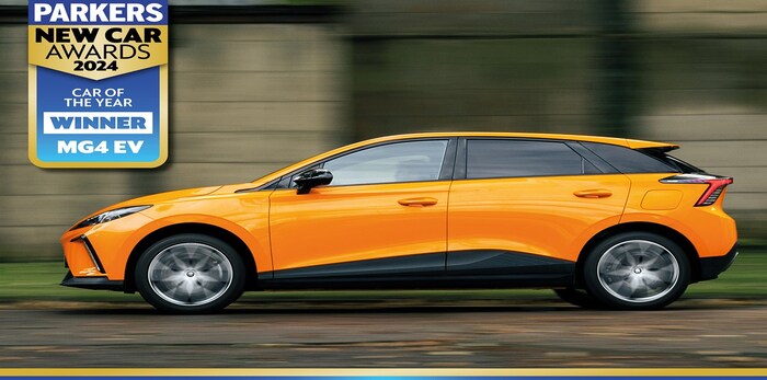  «Автомобіль року» на Parkers New Car Awards 2024.