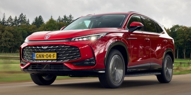  На український ринок вийшов оновлений бюджетний кросовер MG HS.